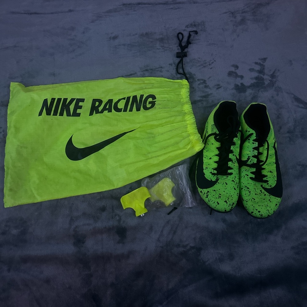 track spikes